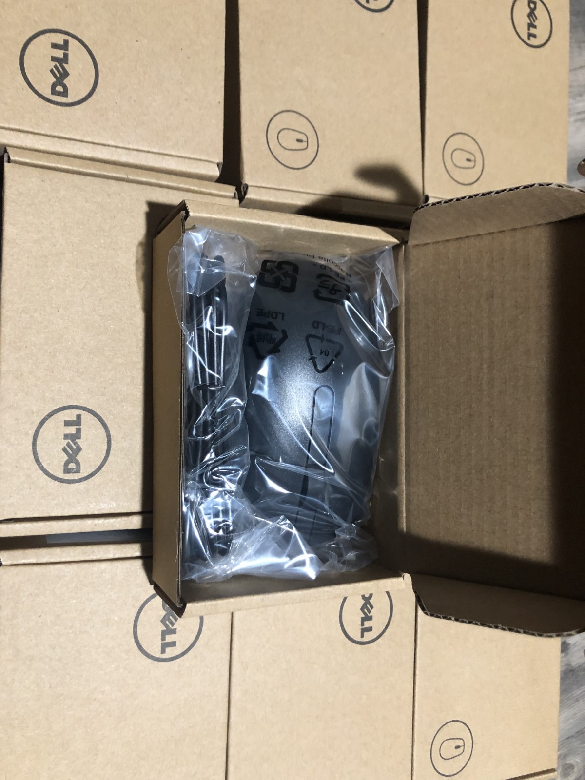 *LOT OF 50* - NEW Dell MS116 Wired USB Optical Mouse MS116-BK - Black 275-BBCB