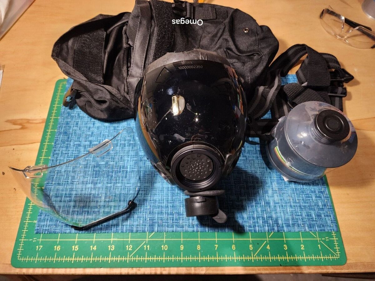 MSA Millennium Gas mask Medium. Police Surplus, NEVER USED