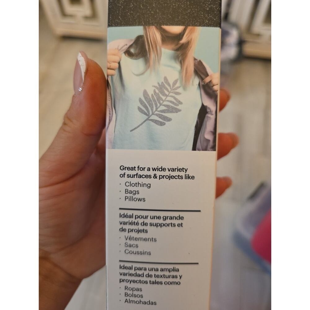 New Cricut Smart Iron on 2008939 Heat Transfer Vinyl Black 13 in x 9 ft