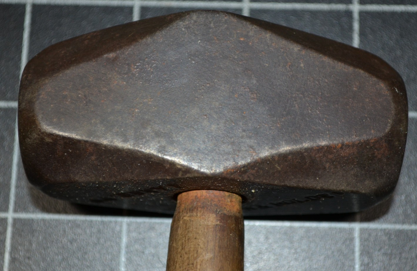 TROW & HOLDEN - BARRE, VT - HAND DRILLING HAMMER - 1 3/4# - VERY GOOD