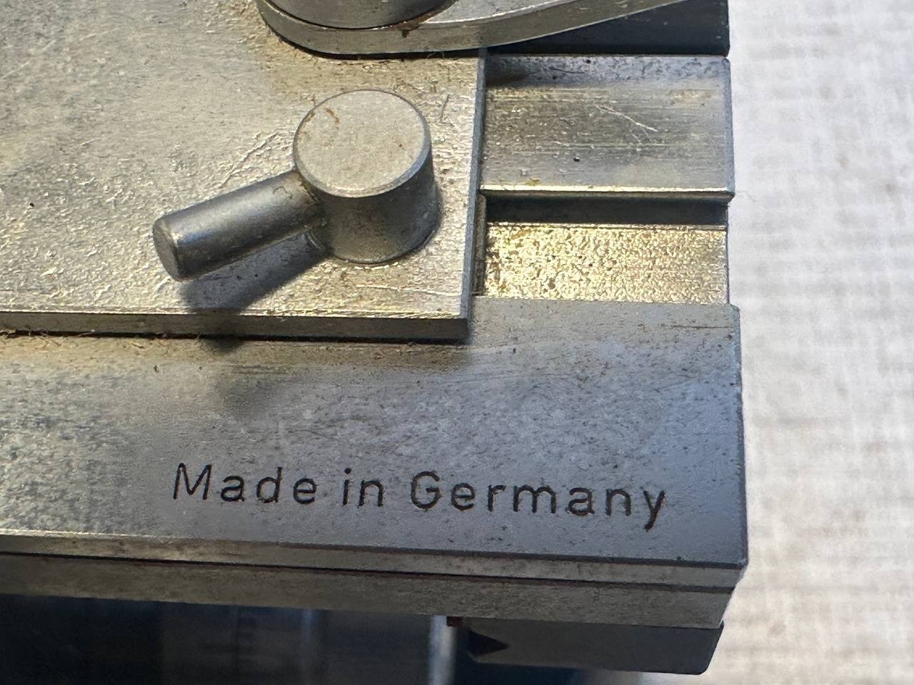 Vintage Wolfe Wetzlar Germany Microscope Carolina Biological 032-1 171