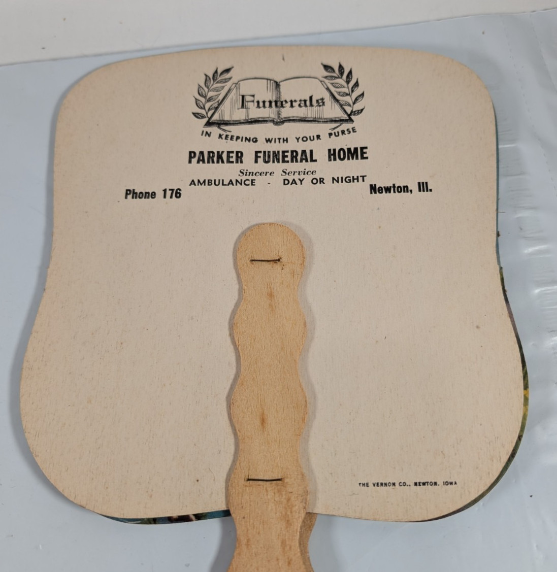 4 Vtg Paper Hand Fans - Newton IL Parker Funeral Home & Ambulance Service USA
