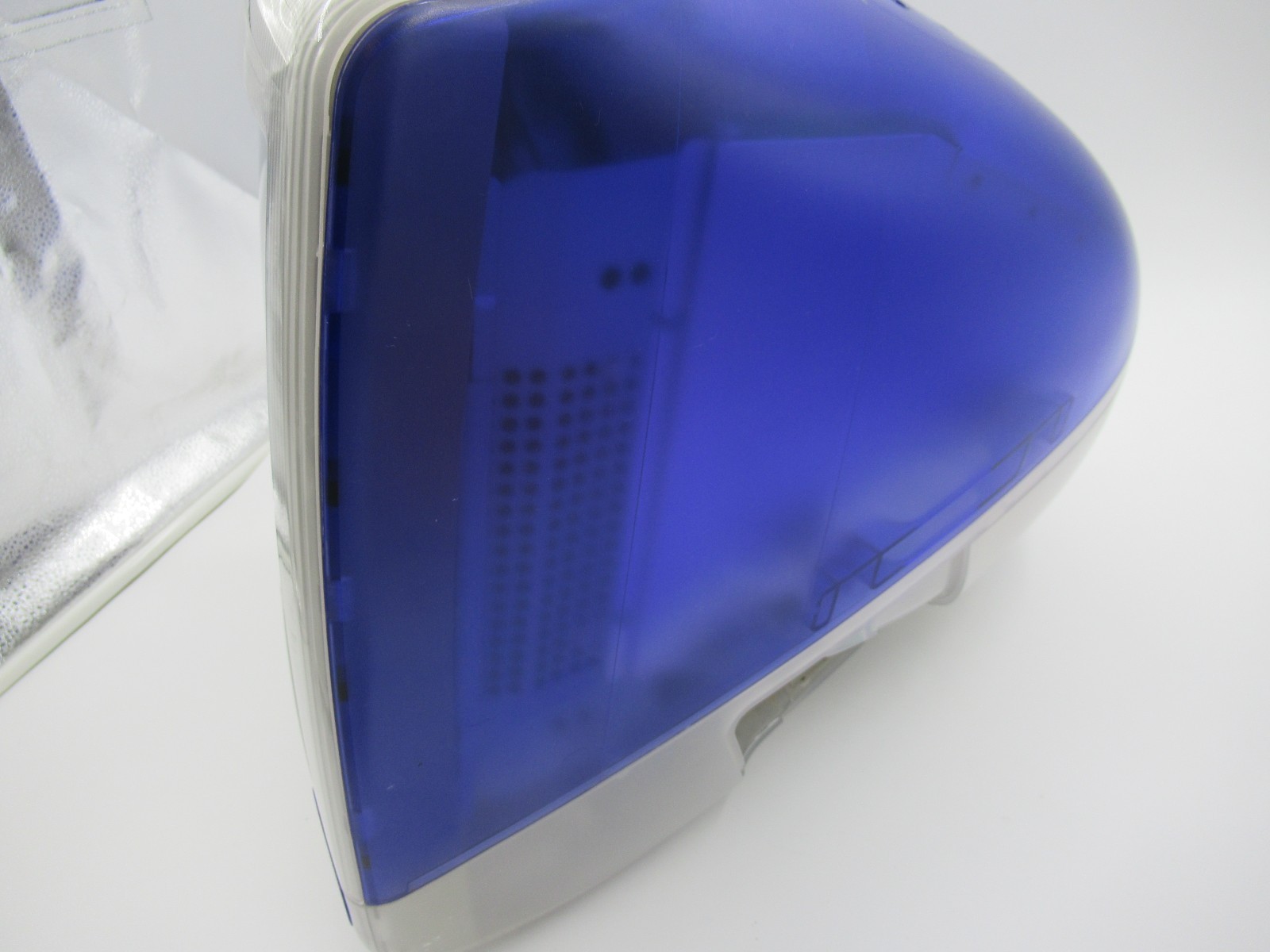 1999 Apple G3 266 MHz Working "Look"