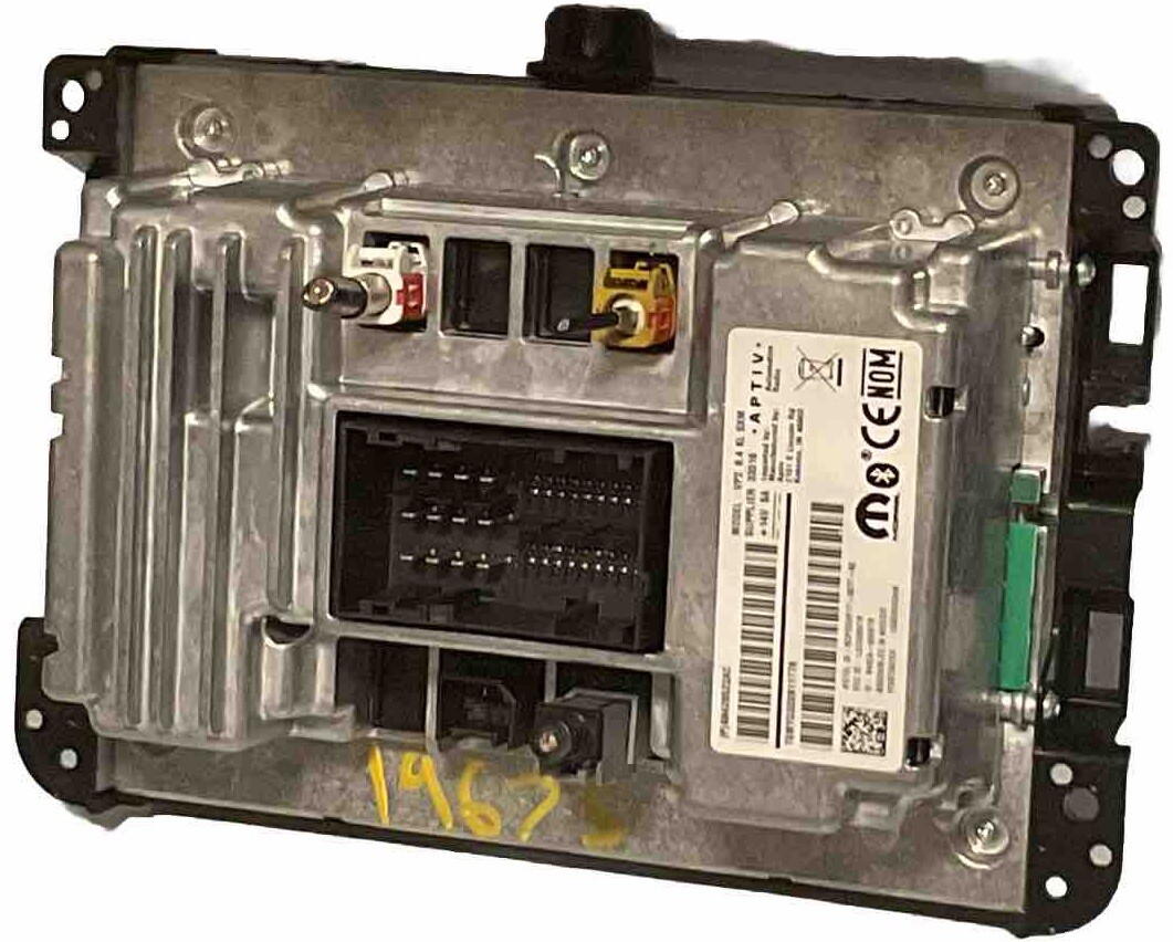 2019 - 2022 Jeep Cherokee UAM Uconnect 4C Radio Display Screen Apple Carplay