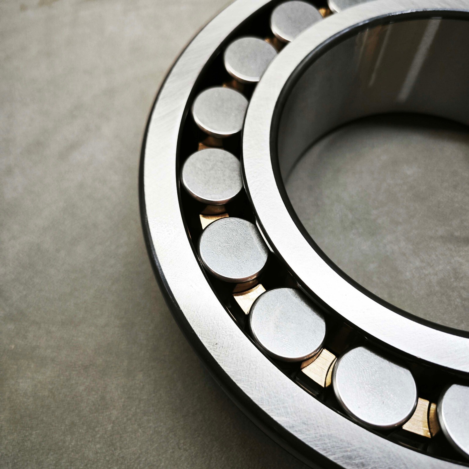 New Spherical Roller Bearing for Timken 110 x 200 x 53 mm 22222KEMW33C3