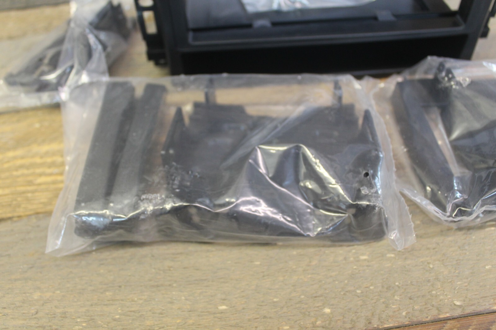 Metra 99-6511BB In-Dash Installation Kit for Select 2007-08 Chrysler/Dodge #N30P