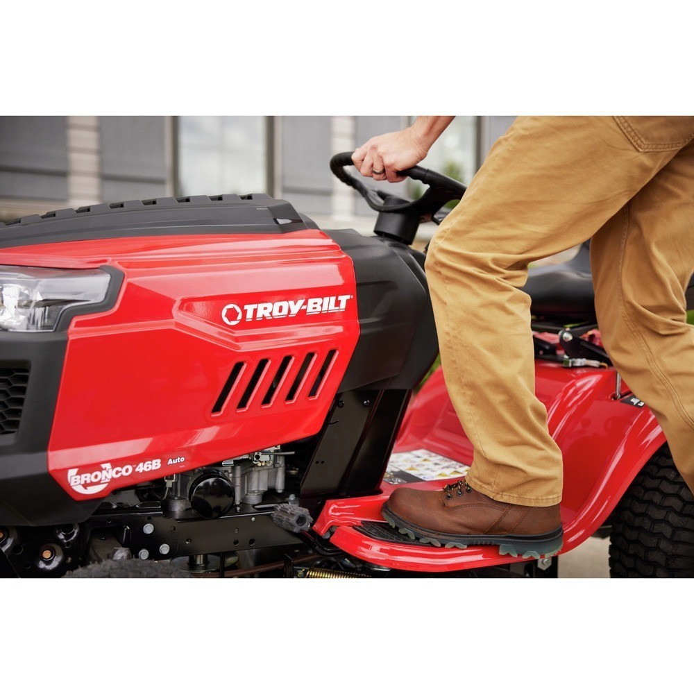 Troy-Bilt 13A878BTA66 Bronco 46 1.36-Gal 547cc AutoDrive Riding Lawn Mower New