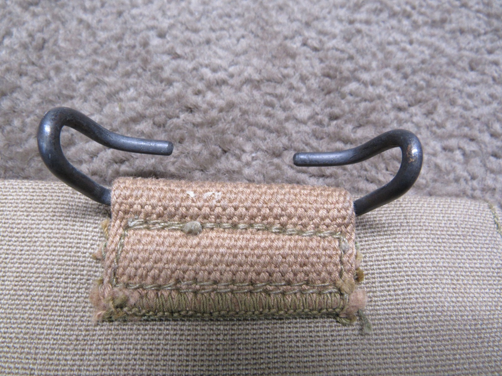 US WW1 First Aid Pouch M1910 Mfg By THE M-H CO. 9/1918 Dated 2 Snap Khaki
