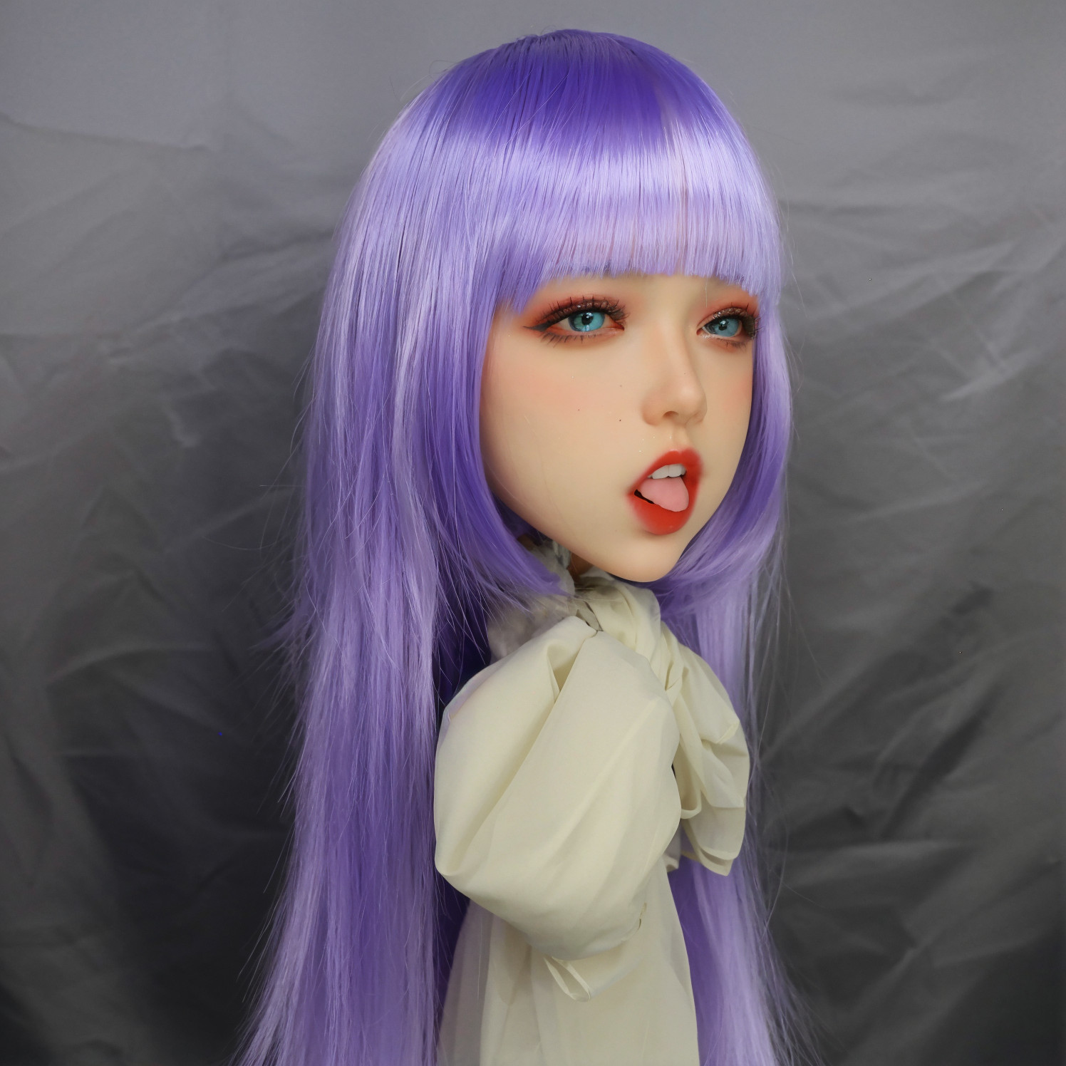 Limited edition female head, TPE material,Mannequin Head,1:1 replica of a female