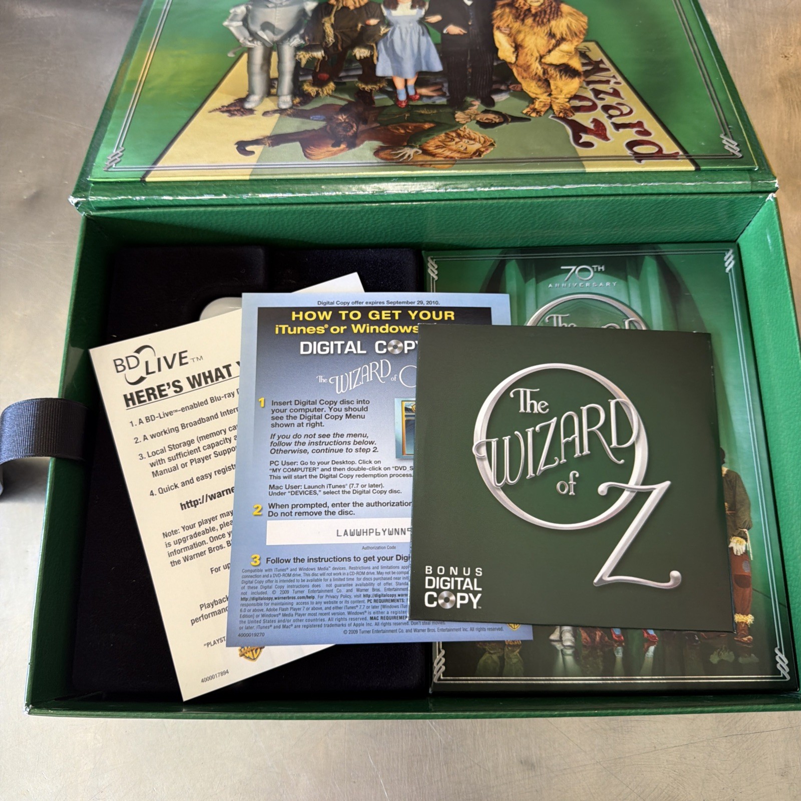 Wizard Of Oz 70th Anniversary UItimate Collector's Edition Box Set
