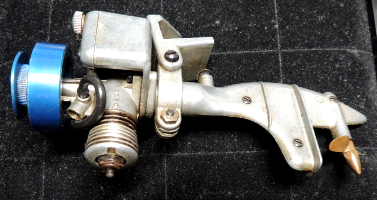 Vintage Atwood 051 Outboard Model Boat Marine Engine Motor