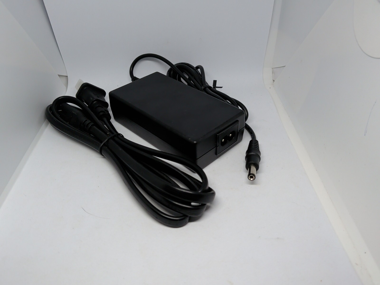 GENUINE Logitech AD10110LF NB-0010 Driving Force G29 Power Adapter 24V 1.75A NEW