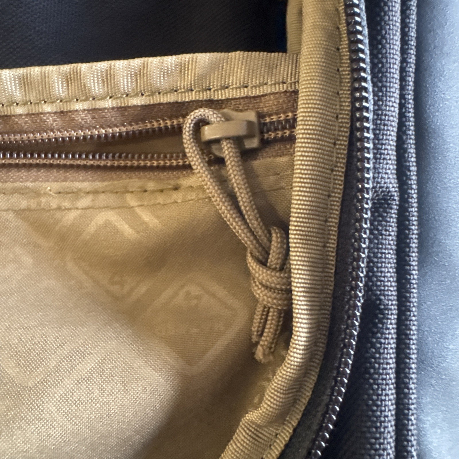 Hazard 4 Reveille Rugged Oversized Toiletry Kit Mens Military Compact Bag Black