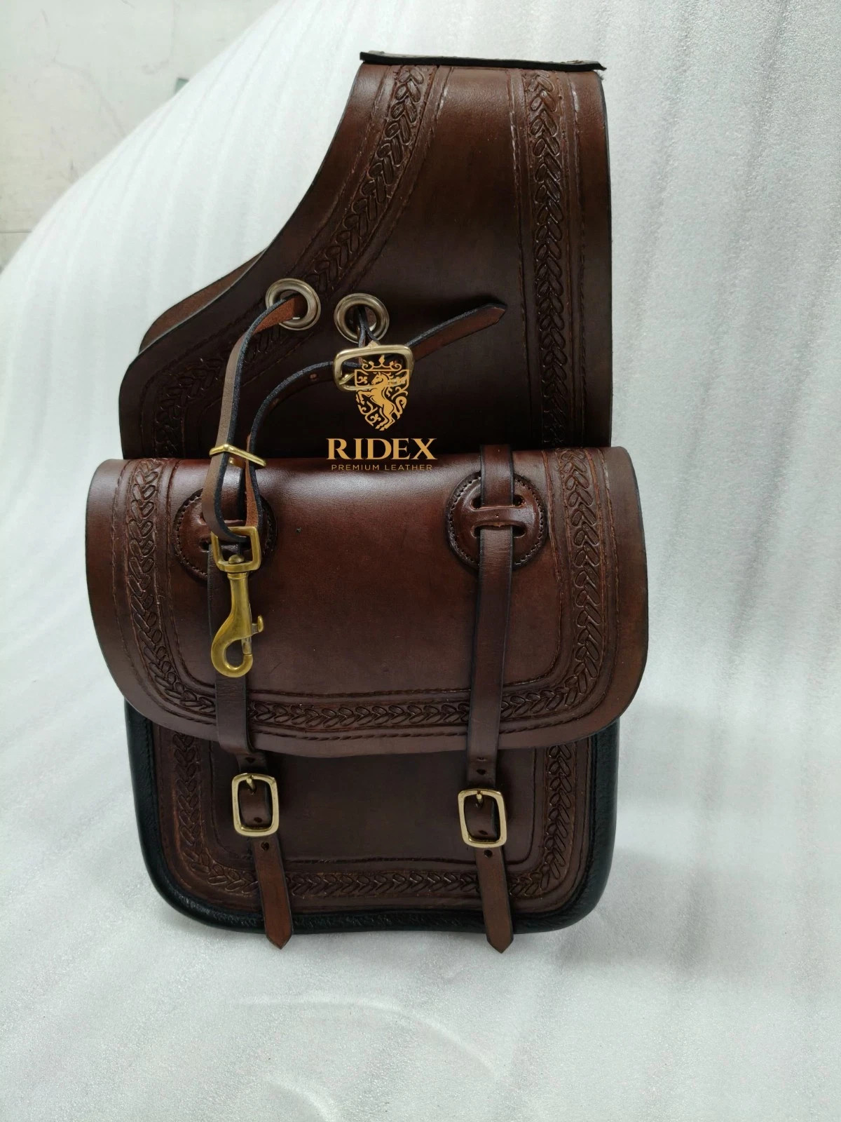 Attractive Brown Leather Western Tooled Saddle Bag For Horse.