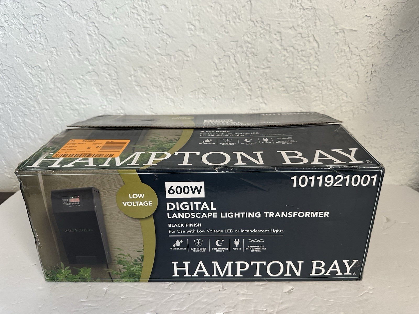Hampton Bay 600W Low Voltage Landscape Digital Transformer ER-600-1215-AL New