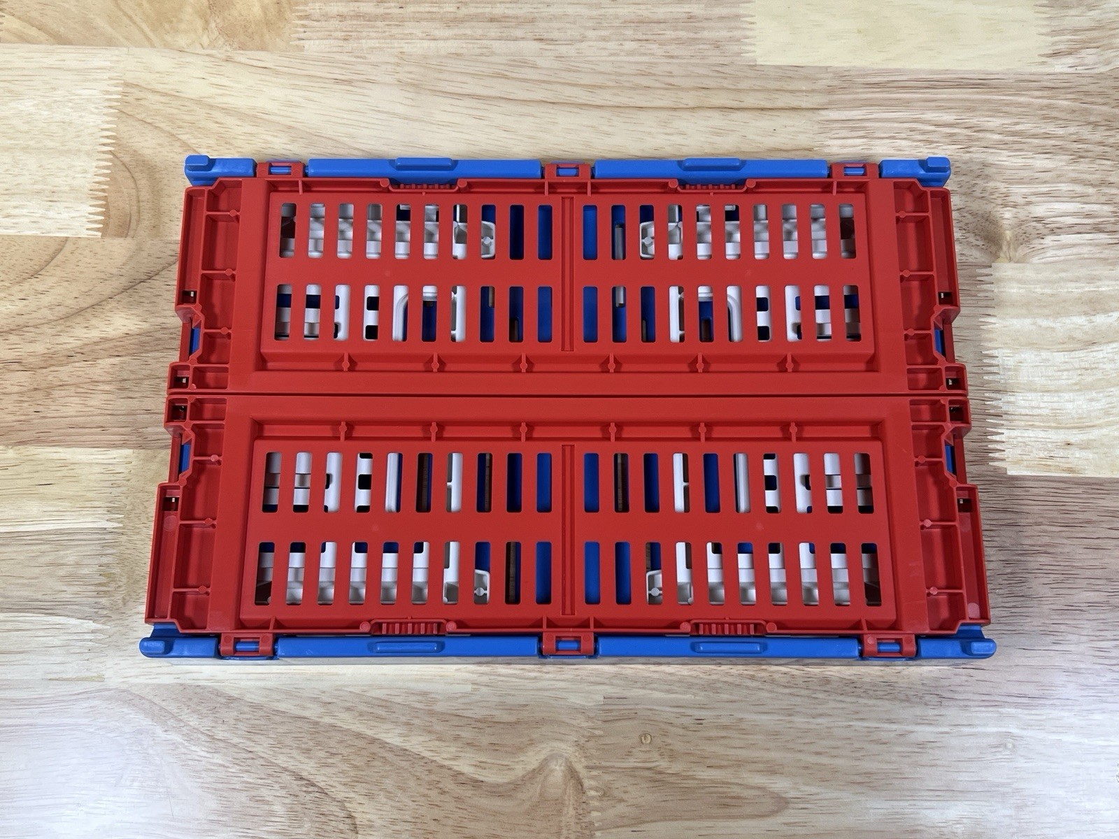 LOT OF 24 HAY Recycled Collapsable Colour Crates Storage Bin - Red Blue - Small