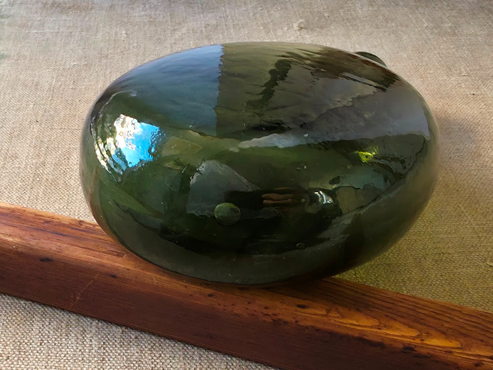 Original WWI WW1 German-Russian Battl. Relic Green Glass Flask / Canteen