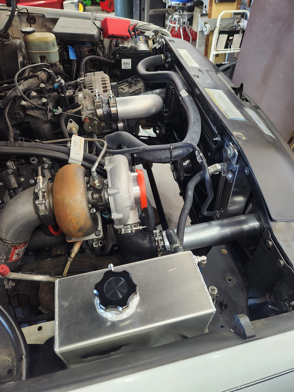 99-07 Silverado STRAIGHTBOOST Aluminum Expansion Tank Coolant Water Reservoir ..