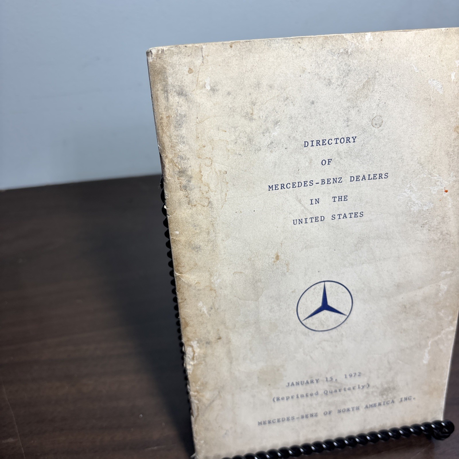 Vintage Mercedes Benz 1972 OEM Dealers Directory Sales Brochure Stations Guide