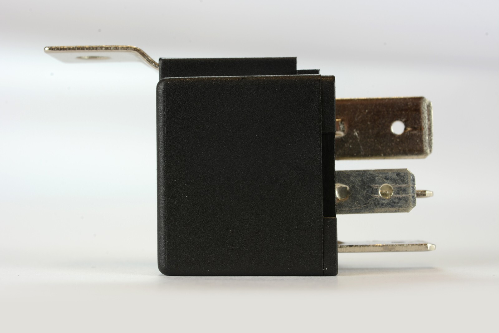 100 LOT TEMCo INDUSTRIAL 12 V 60/80 Amp Bosch Style S Relay SPDT Automotive