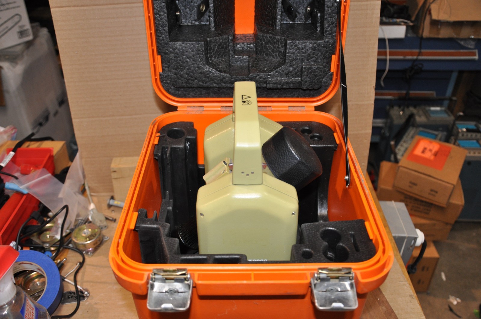 Leica WILD T3000 Theomat Theodolite With Case