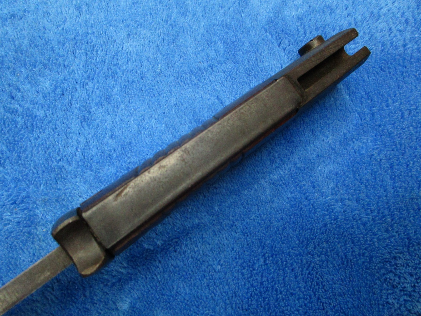 ORIGINAL WW2 GERMAN HERDER FFC 1944 BAYONET AND FFC 1944 SCABBARD WITH QFG FROG