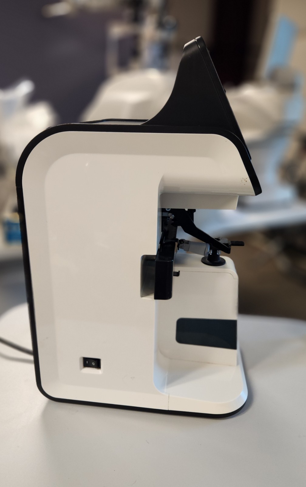 Gilras GLM-7000 Auto Lensmeter