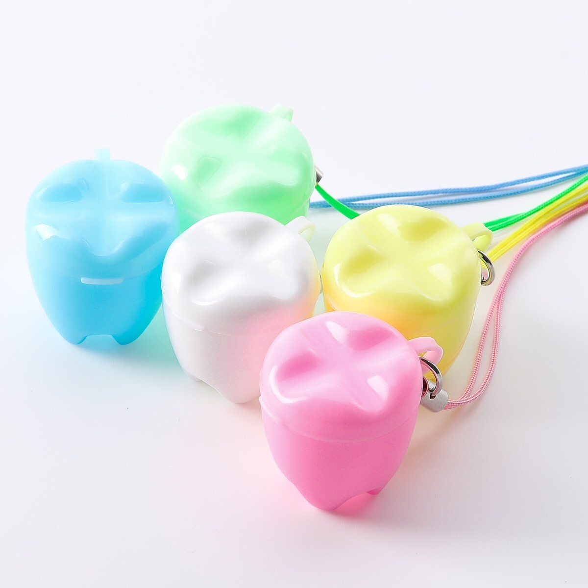 50 Pcs Dental Baby Teeth Storage Boxes Tooth Shape Holder Organizer Mixed Color