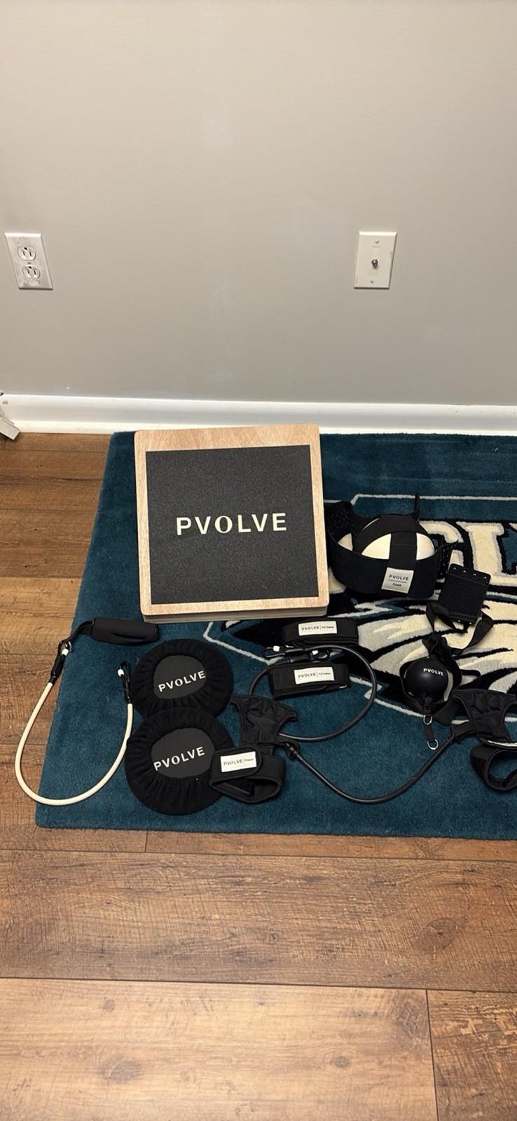 Pvolve Essentials Bundle - ✨Barely Used ✨