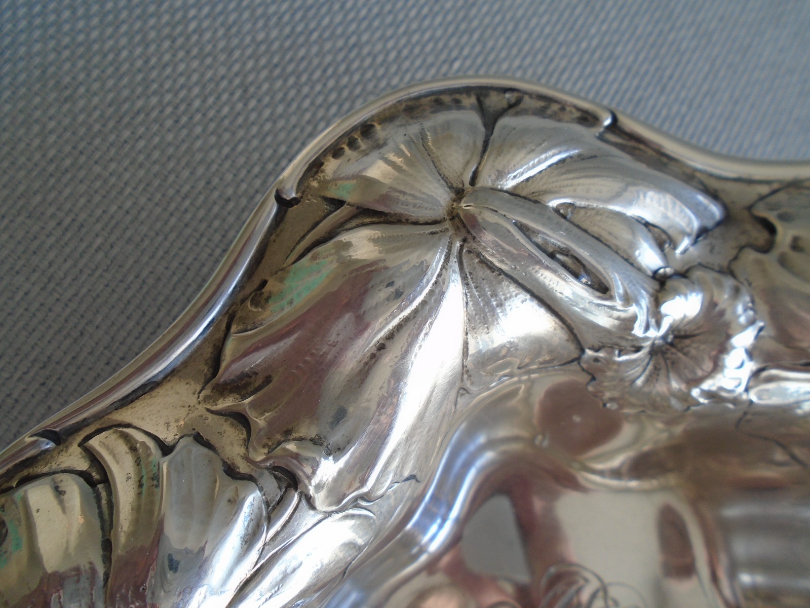 GORHAM STERLING SILVER ~ REPOUSSE DISH BOWL 7" c1898 5.6oz~ ART NEUVEAU BEAUTY!