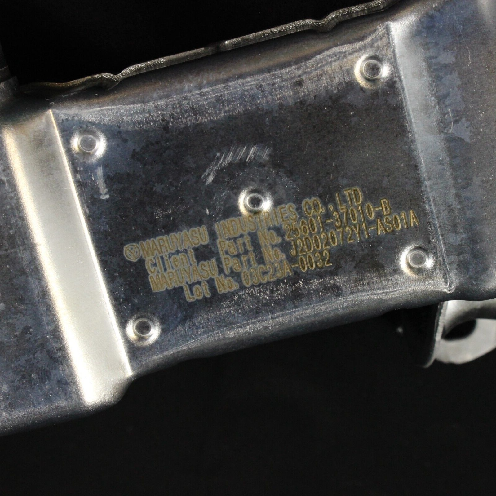 TOYOTA Genuine EGR Pipe Cooler LEXUS CT200H PRIUS ZVW30 ZVW35 ZVW41 25601-37010