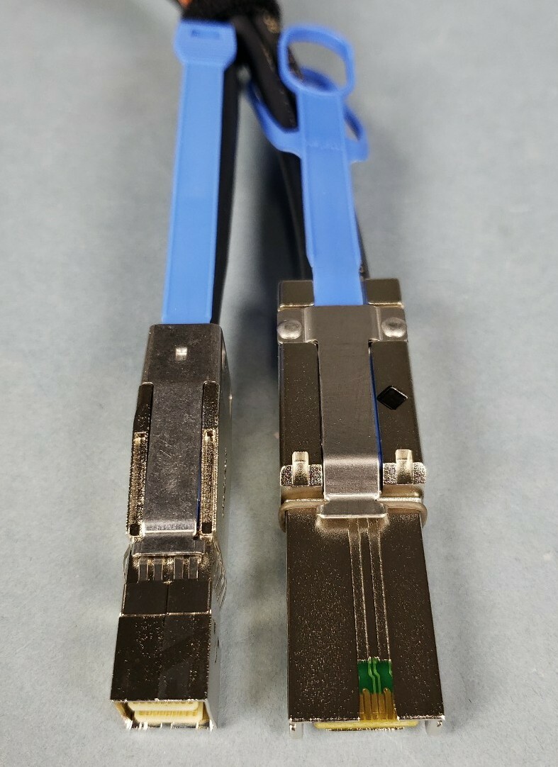 2 Meter 2M Mini SAS SFF-8088 to Mini SAS HD SFF-8644 Cable EMC 038-003-810