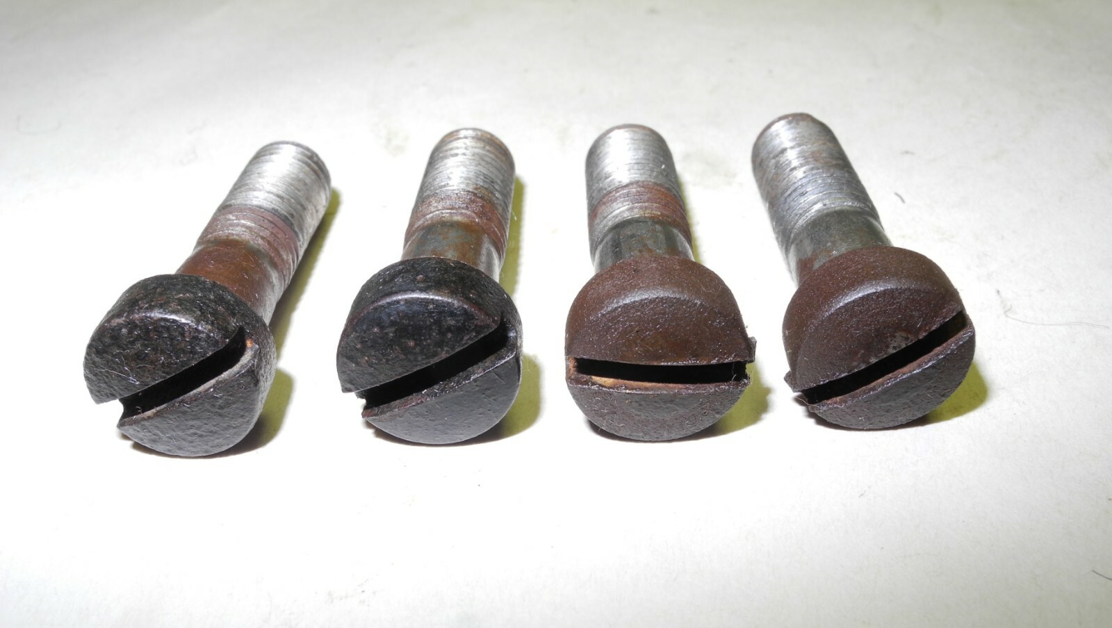 VINTAGE SINGER TREADLE SEWING MACHINE CAST IRON BASE 4 BOLT SET SLOTTED HEADS