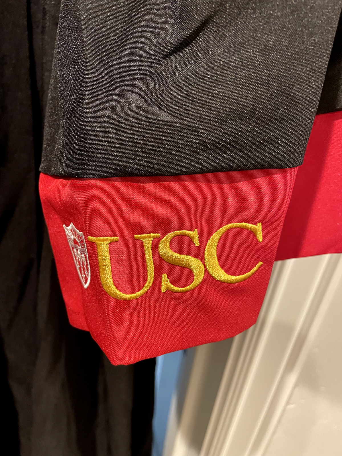 USC Bachelors Graduation Gown Herff Jones Black - Multiple Sizes