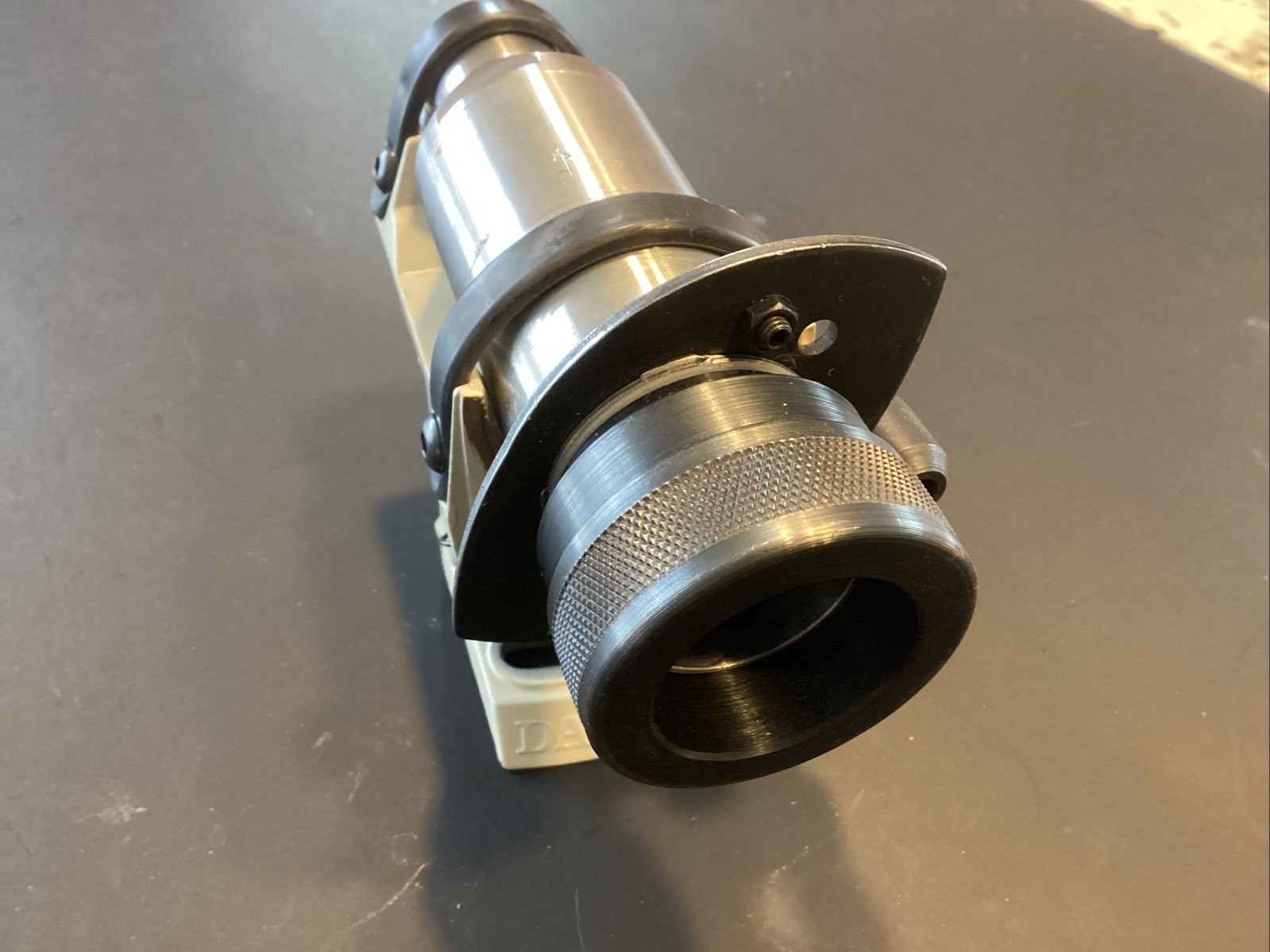 DAREX FIXTURE ATTACHMENT FOR DAREX DRILL GRINDER SHARPENER W/ COLLET LH