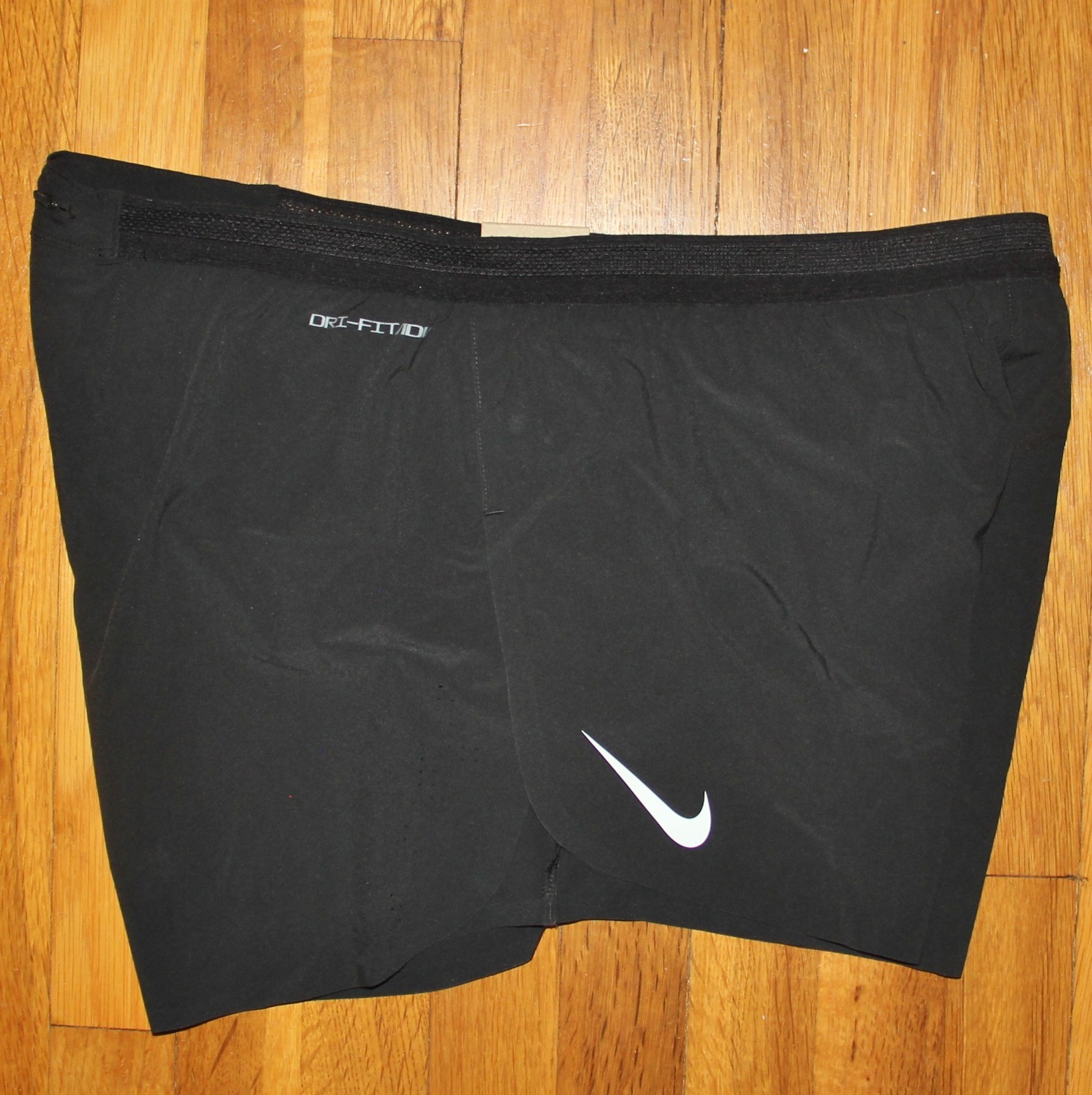 Nike AeroSwift Dri-Fit ADV 4" Running Shorts Men XL Black FN3352-010 Brief-Lined