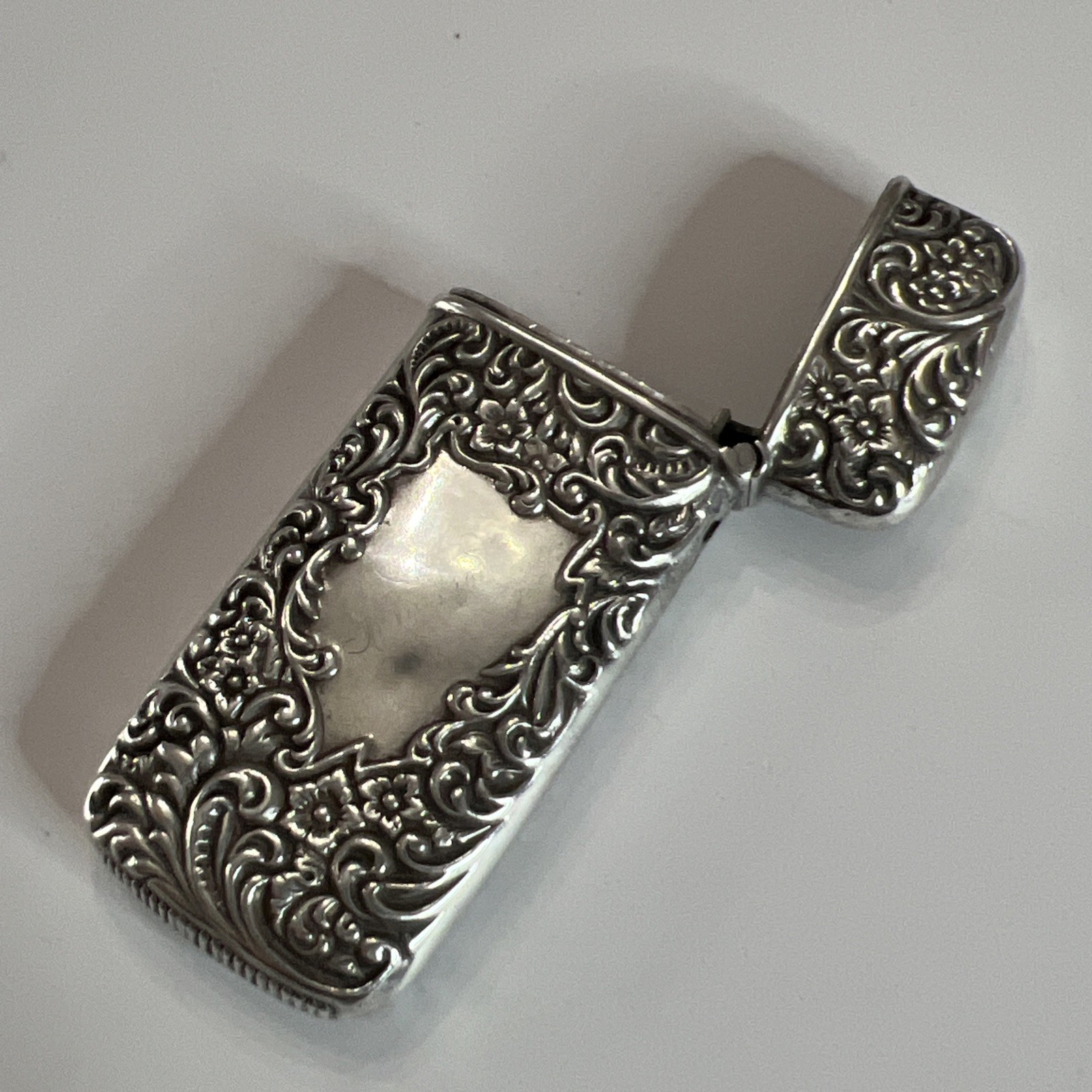 Antique Sterling Silver Ornate Floral Motif Match Safe Vesta Case HAS MONO