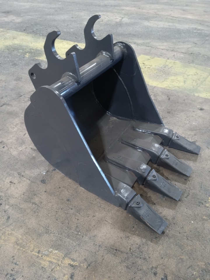 16 Inch Mini Excavator Bucket Fits Machines 4,000 To 5,000lbs