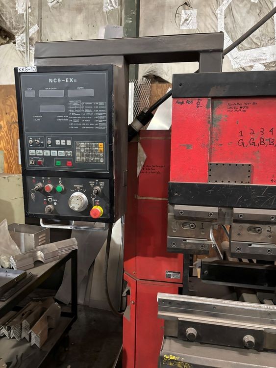 Amada FBD-3512 35 Ton x 4' CNC Press Brake