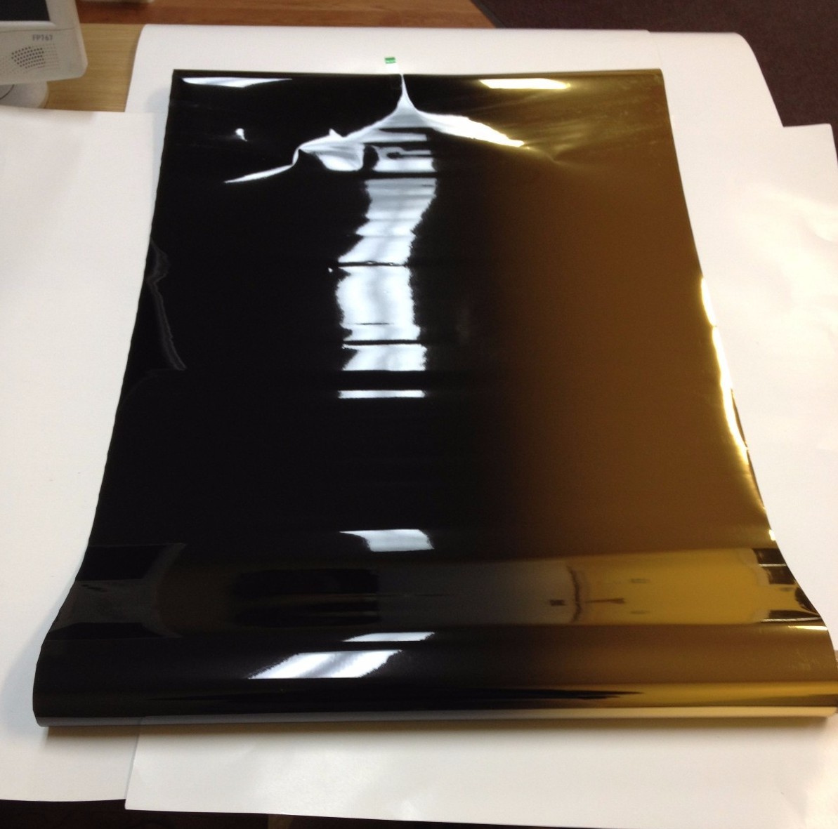5% SOLAR MIRROR GOLD BLACK TOP WINDOW FILM TINT 20" X 10 FT F-17