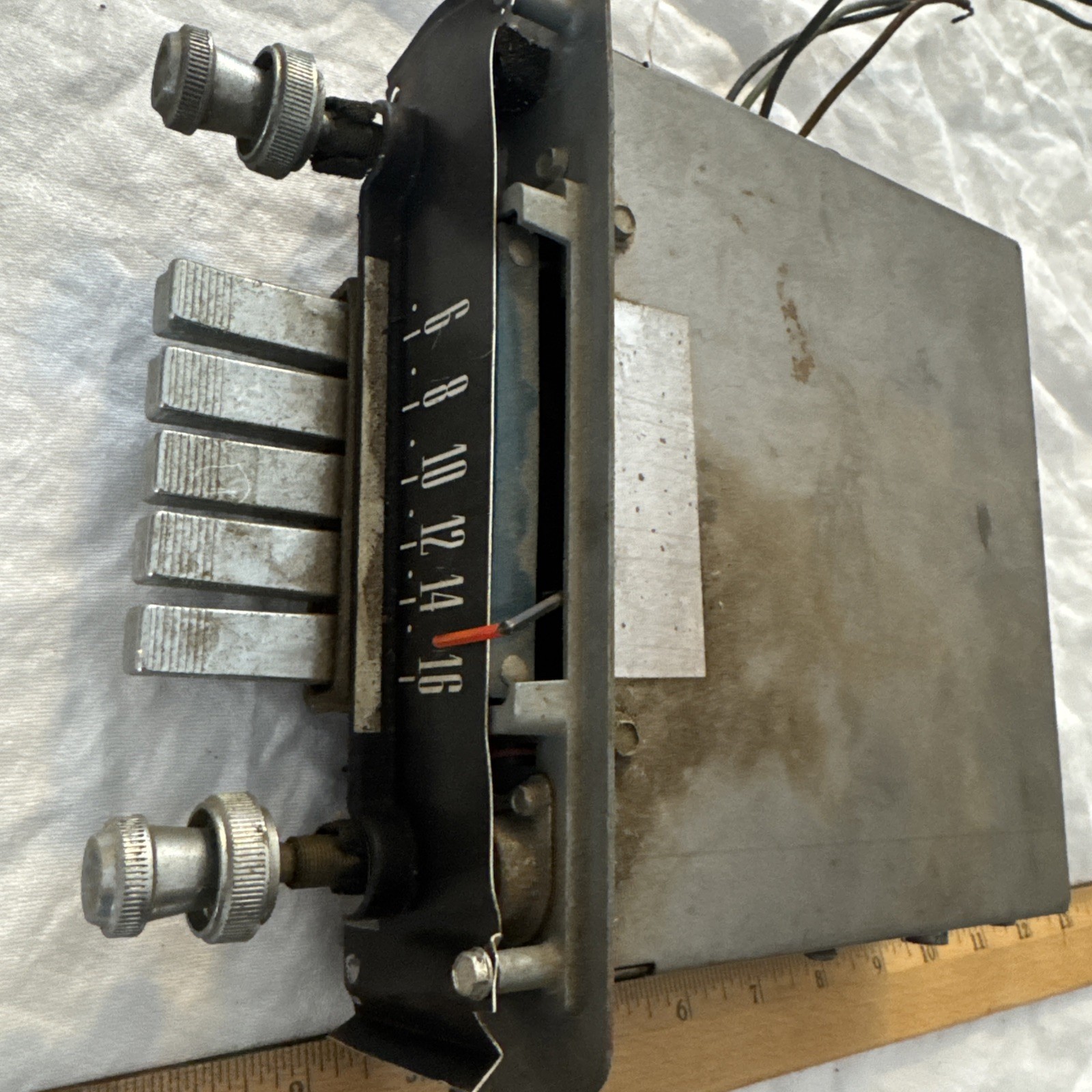 Old Vintage Car/truck Radio FoMoCo