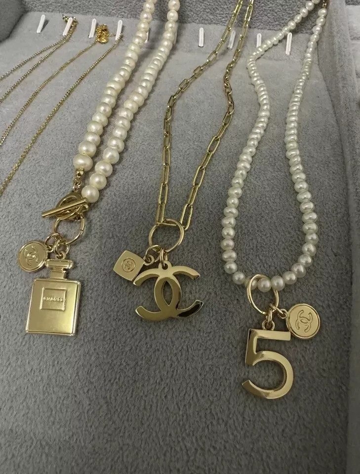 CHANEL No. 5 Logo Gold Novelty Charm Pendant VIP Gift 2023