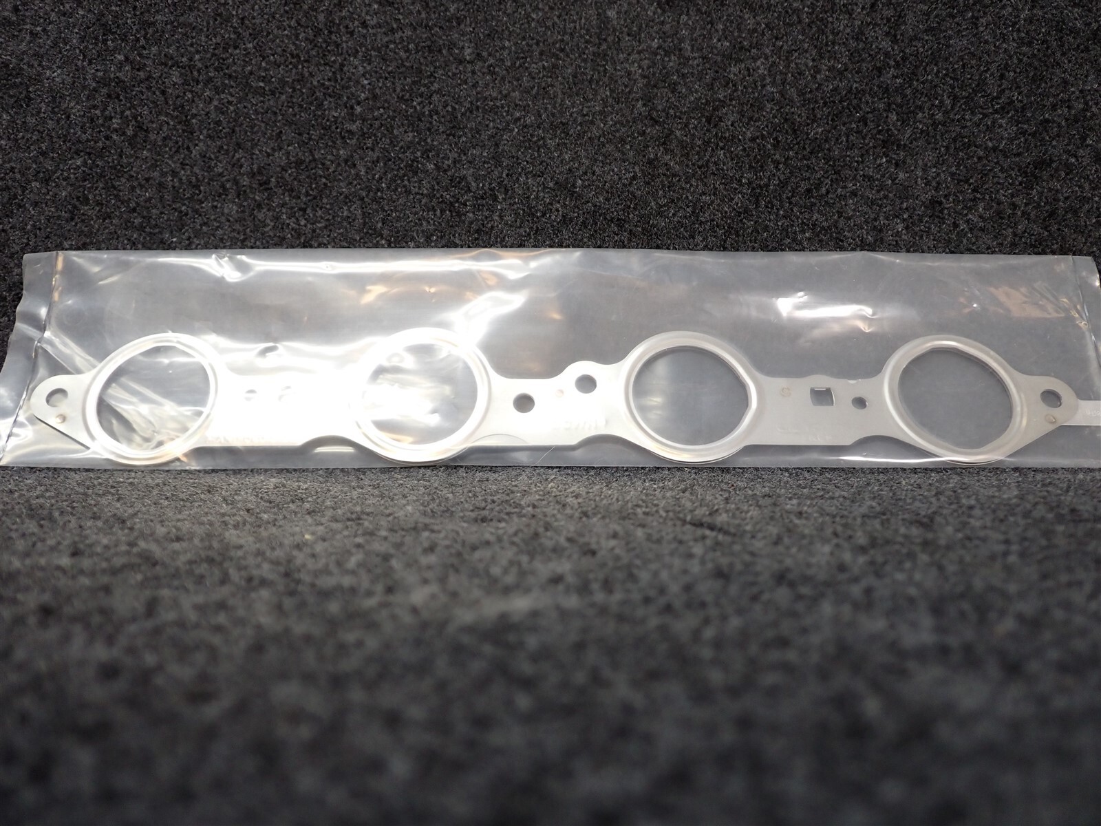 (1-Pair) NEW Genuine GM 12617944 Exhaust Manifold Gaskets 5.3L 6.0L LS (W6)