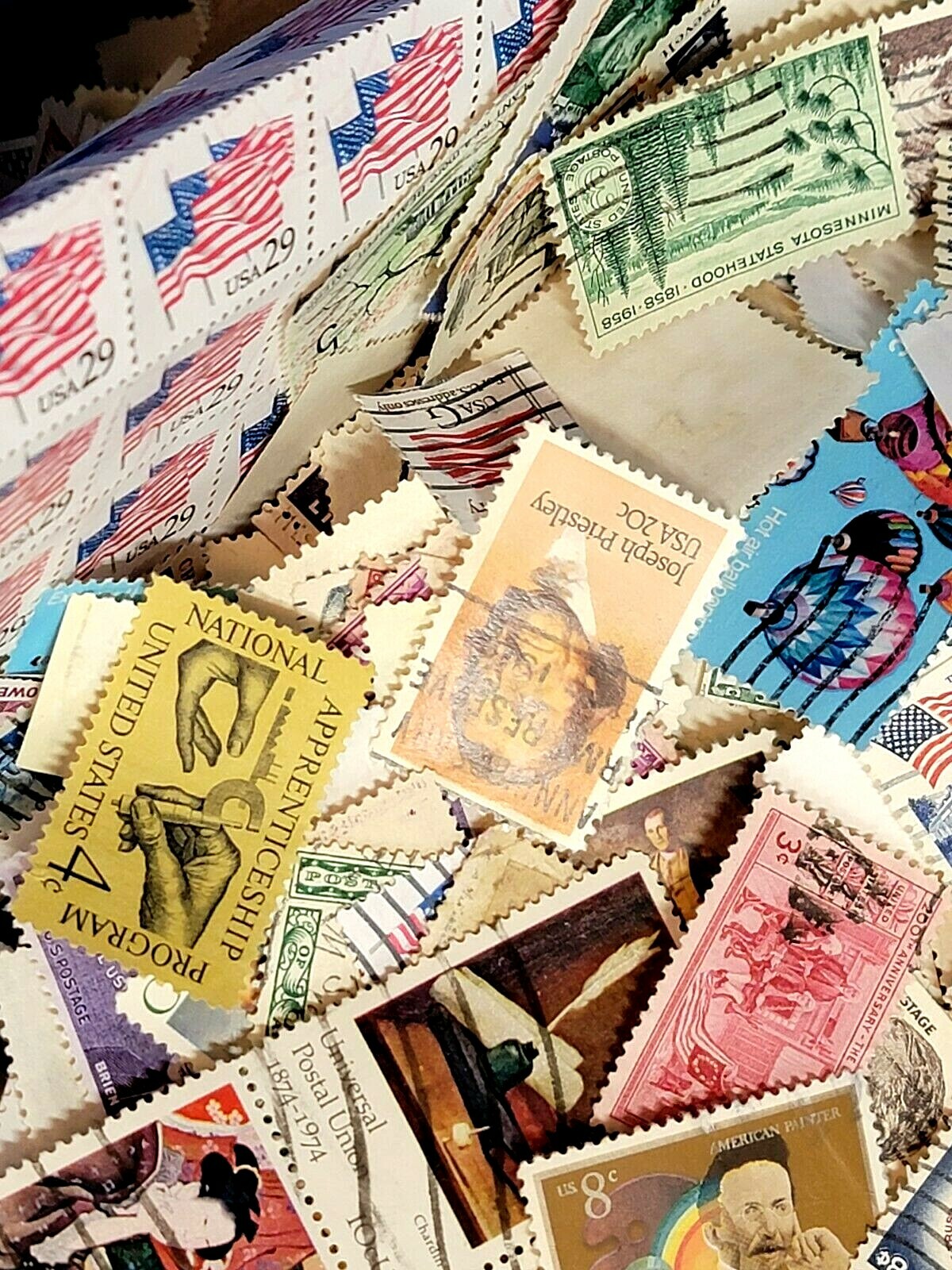 USED lot of over 1000+ mixed US stamps off paper - GREAT value!
