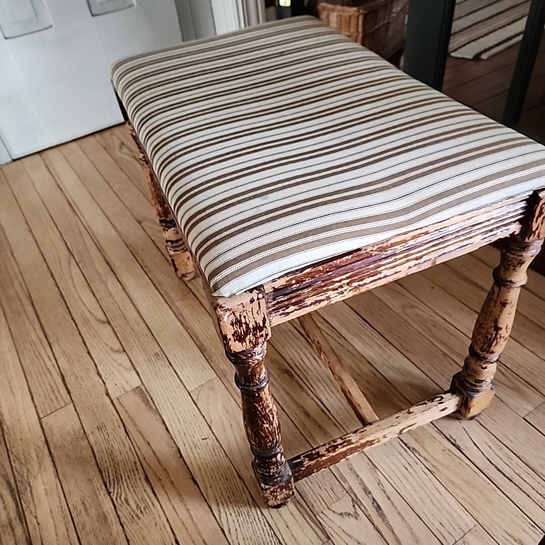 Vintage Wood Vanity Stool Chair 22" x 14" x 18" Upholstered Seat