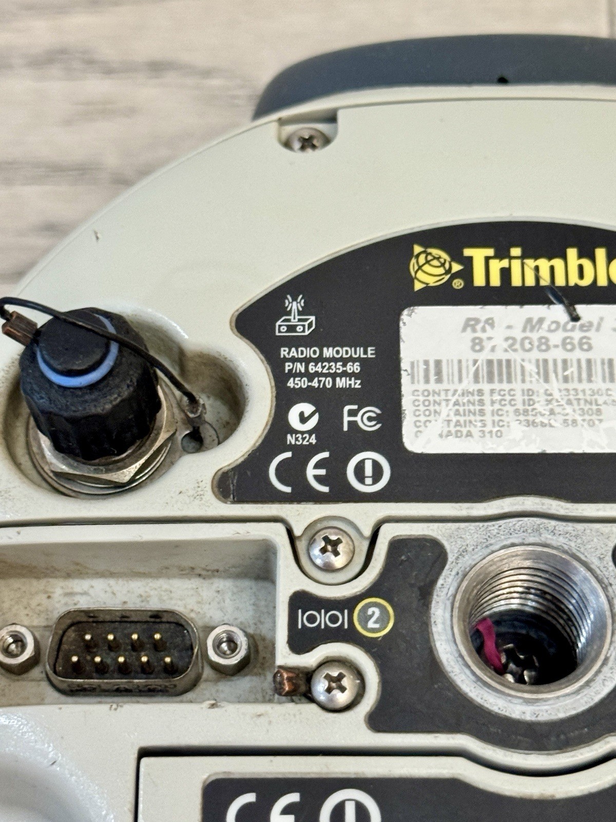 Trimble R8 Model 3 GPS GNSS UHF Base or Rover - TSC3 w/ Access 2017.24