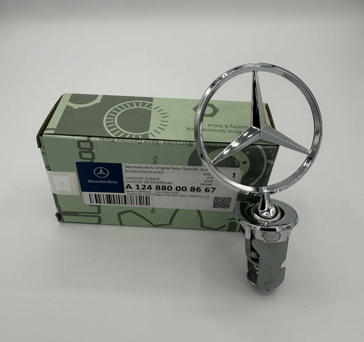 New OEM Mercedes-Benz Bonnet Star Emblem W123 S123 C123 Coupe A124880008667