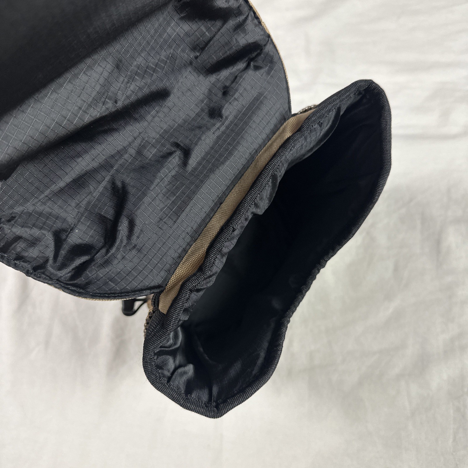 Vortex Glasspak Binocular Harness Coyote Brown Bag Case