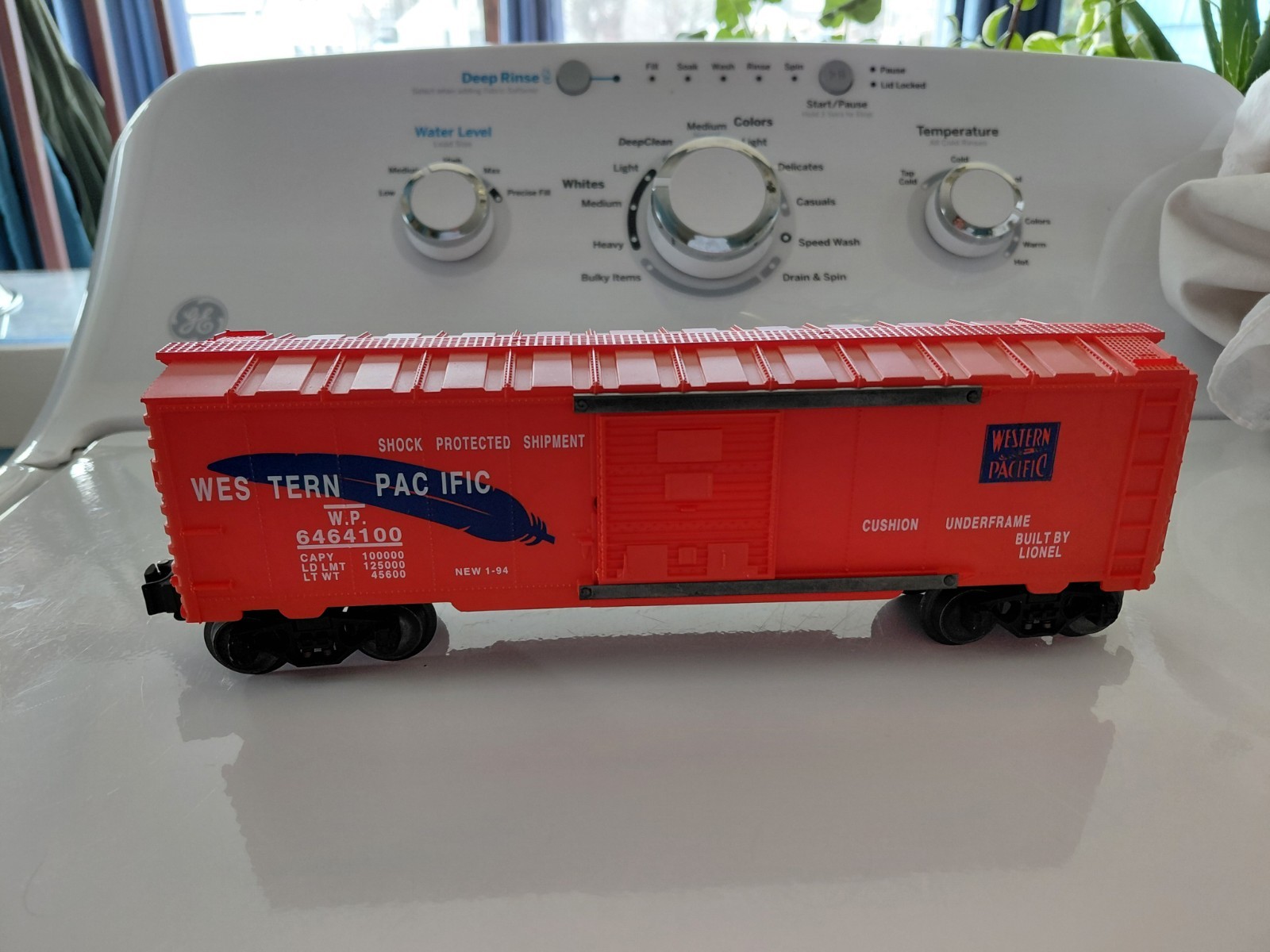 Lionel 6464 Three Pack Two Western Pacific And One Rock Island