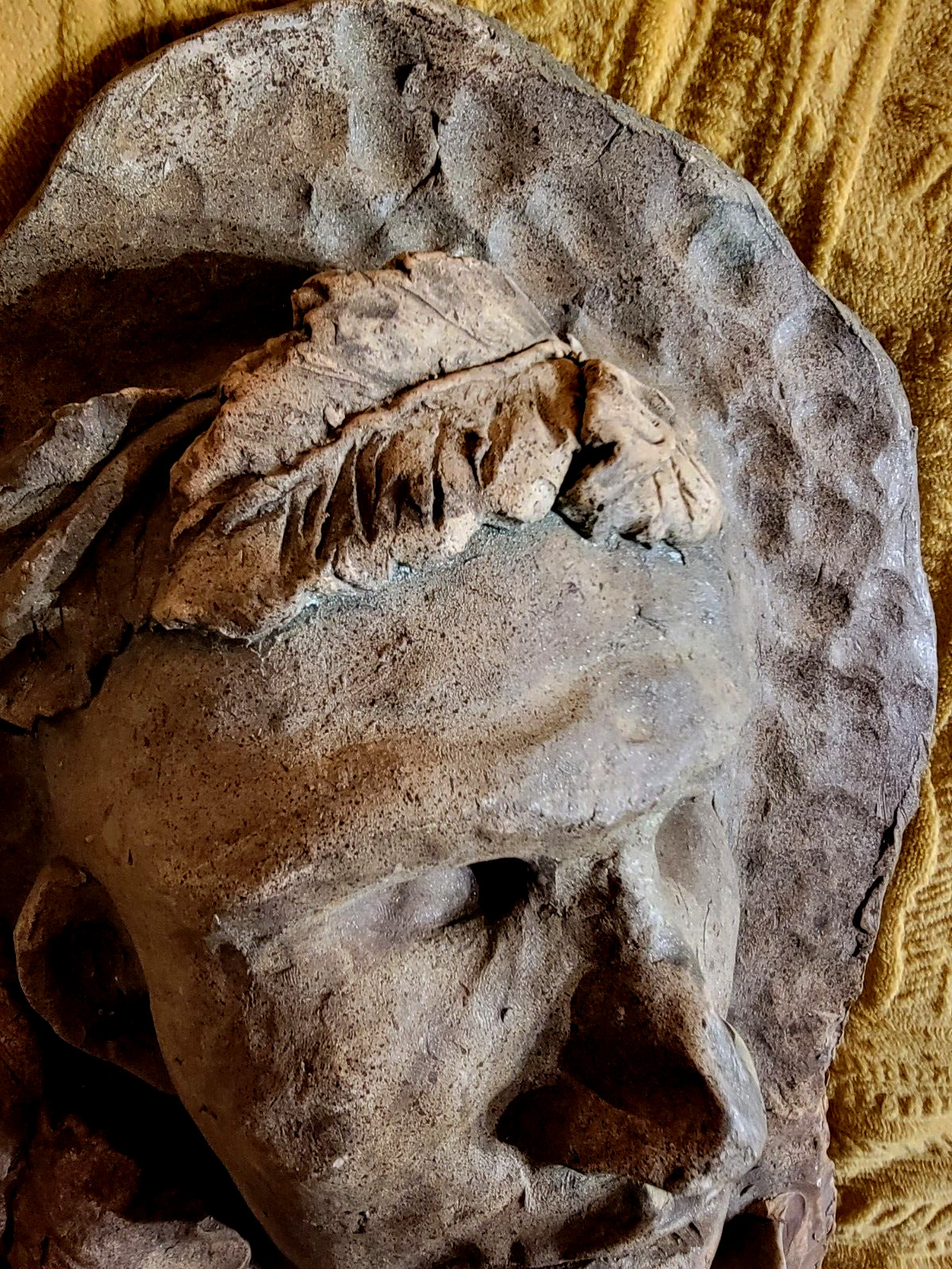 Death Mask Face Post-Mortem Funeral Grave Cemetery Oddity Bird Feeder Garden